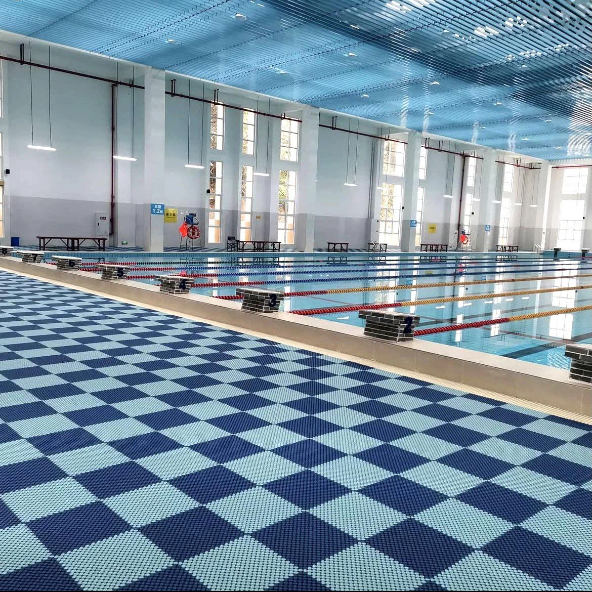 निलंबन फ़्लोर टाइल